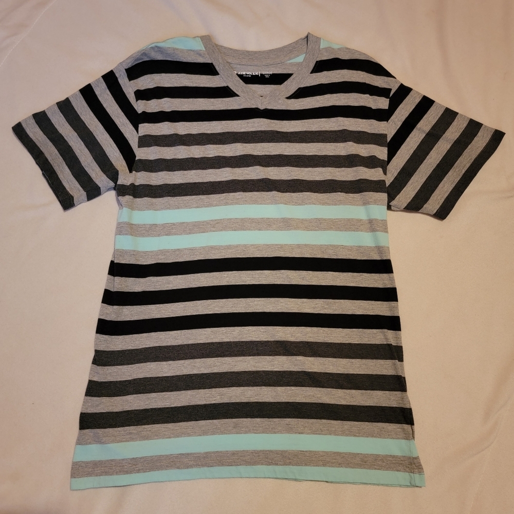 Airwalk Striped V-Neck Tee [L] Black/Gray/Blue